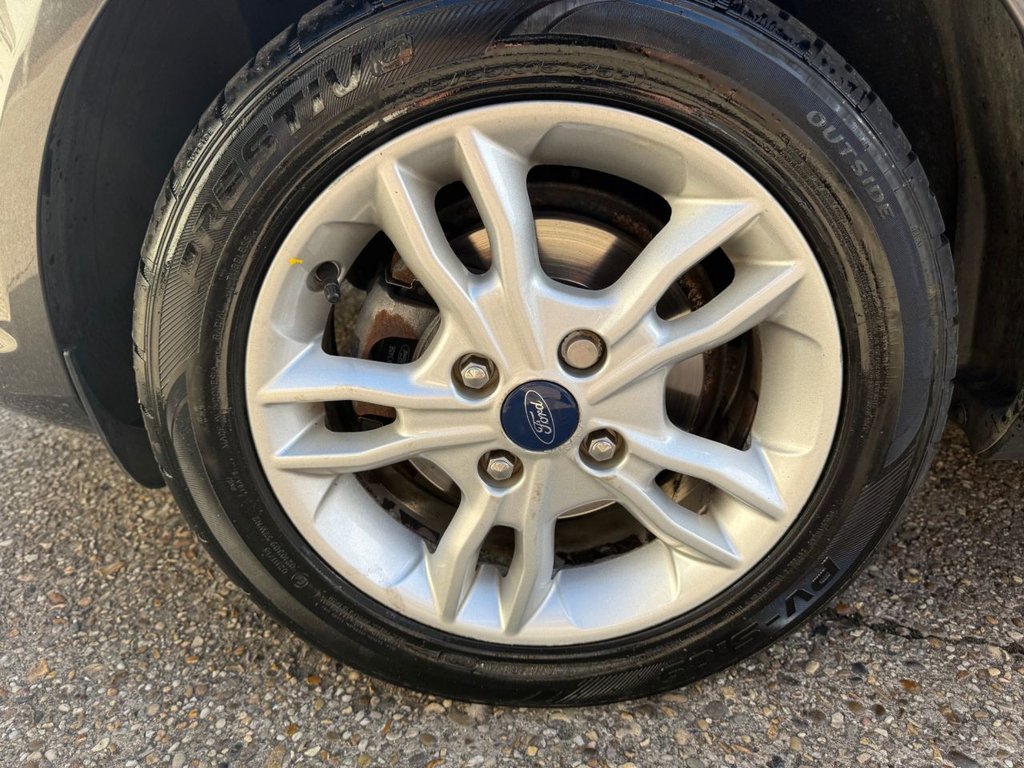 Used Ford Fiesta 2017 for sale - 76735879: Photo 32