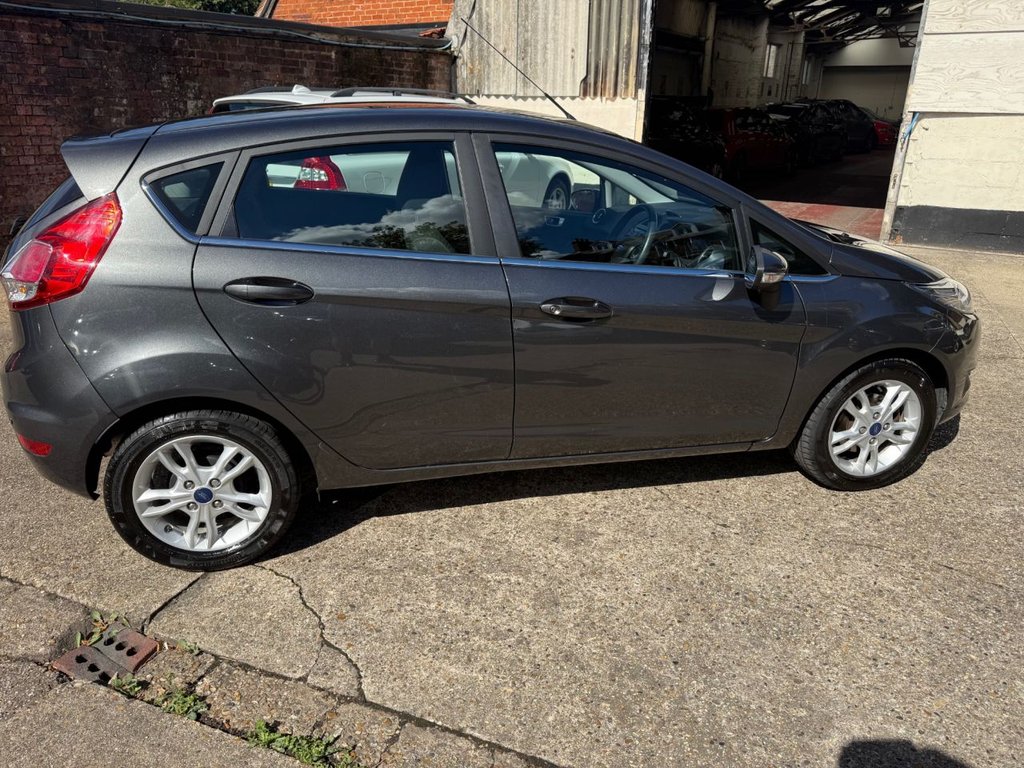 Used Ford Fiesta 2017 for sale - 76735879: Photo 41
