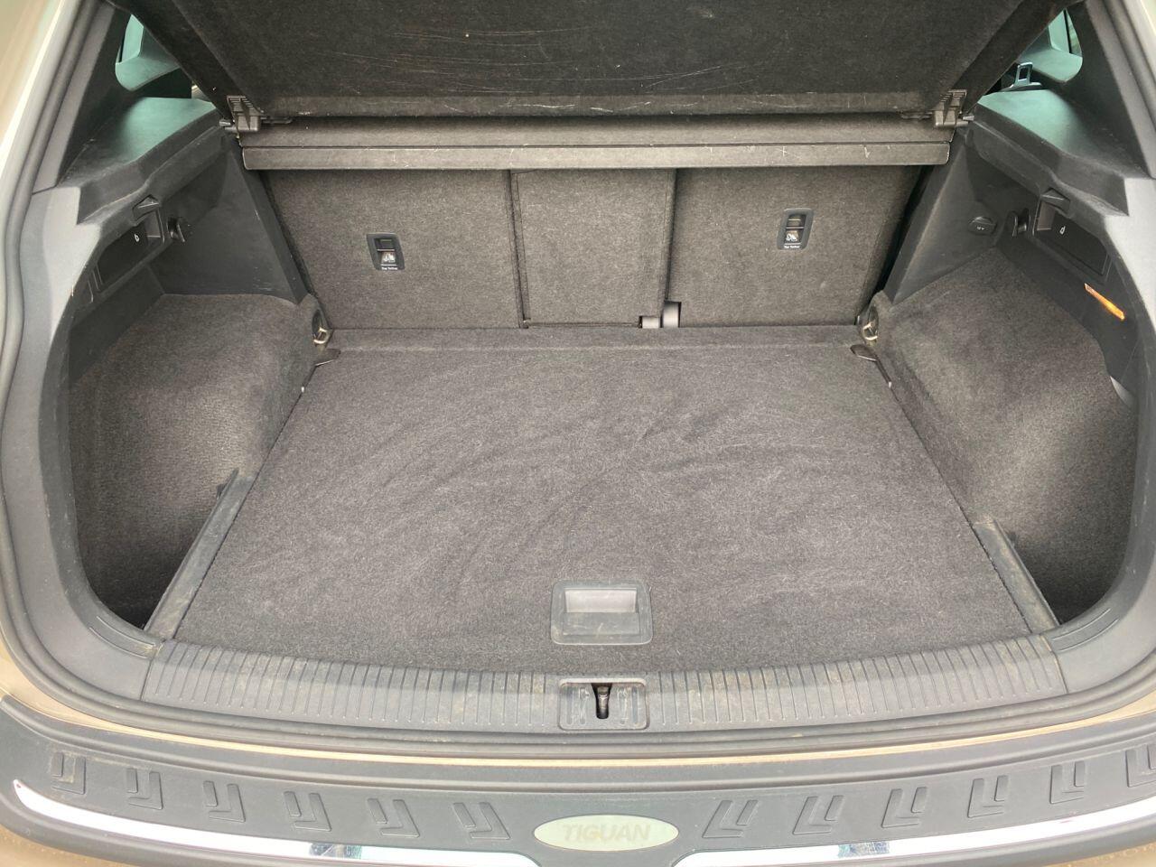 Used Volkswagen Tiguan 2018 for sale - 78090376: Photo 17