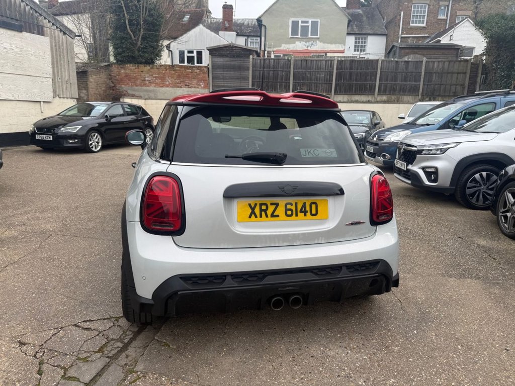Used MINI Hatch 2021 for sale - 78002950: Photo 2