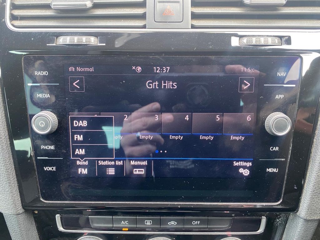 Used Volkswagen Golf 2019 for sale - 77850253: Photo 10