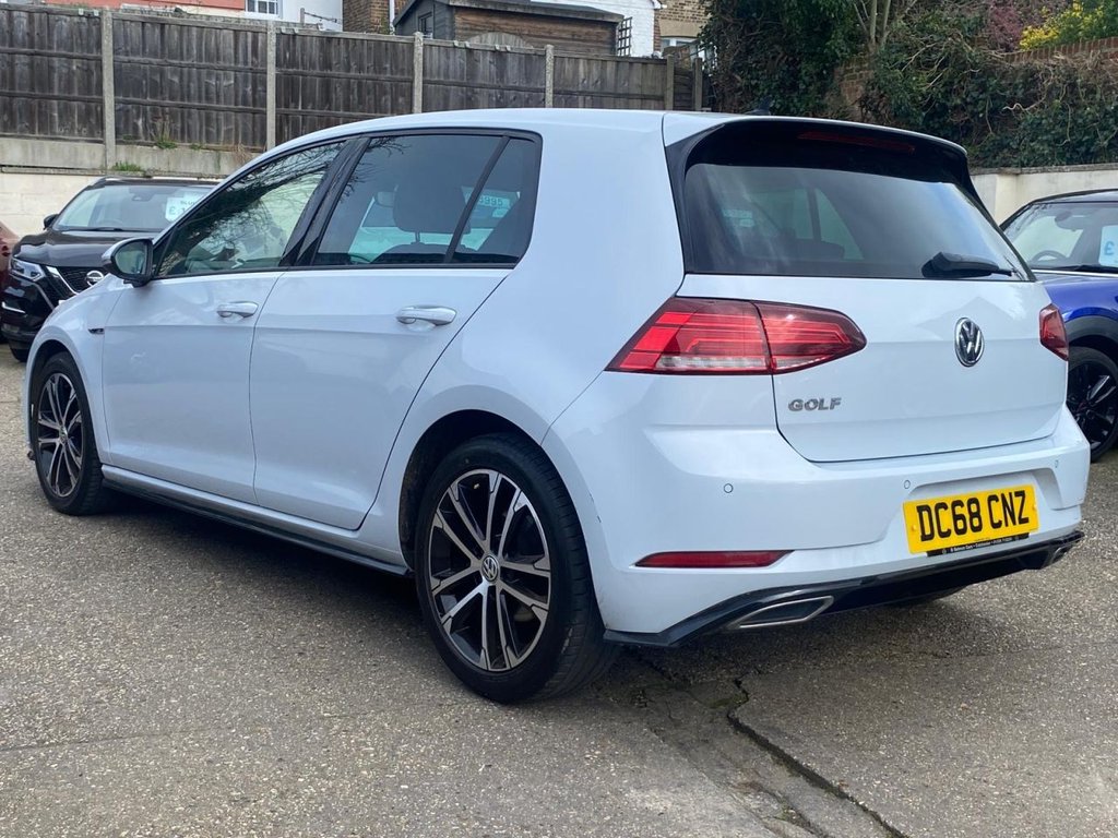 Used Volkswagen Golf 2019 for sale - 77850253: Photo 3