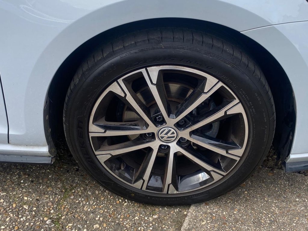 Used Volkswagen Golf 2019 for sale - 77850253: Photo 4