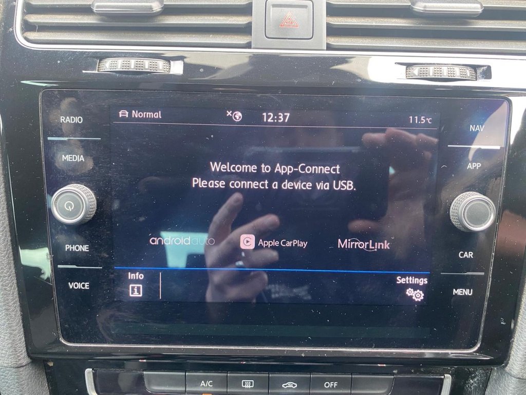 Used Volkswagen Golf 2019 for sale - 77850253: Photo 8