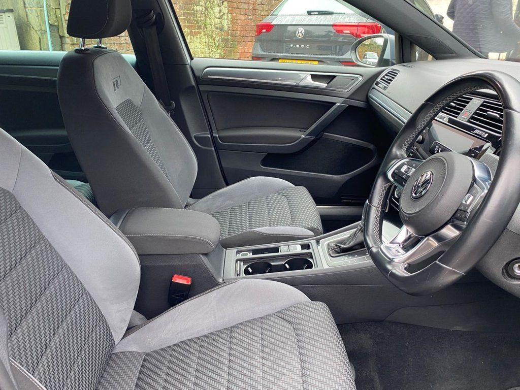 Used Volkswagen Golf 2018 for sale - 78175813: Photo 16