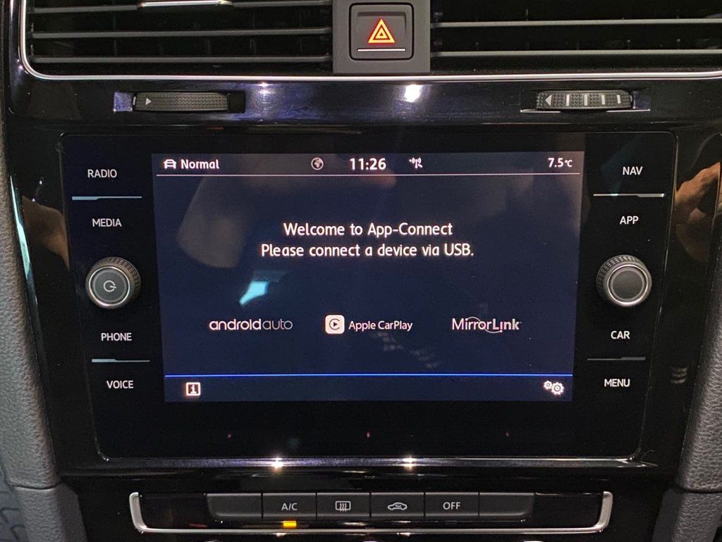 Used Volkswagen Golf 2018 for sale - 78175813: Photo 29