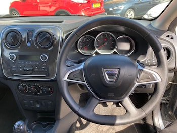 Used Dacia Sandero 2019 for sale - 78312834: Photo
