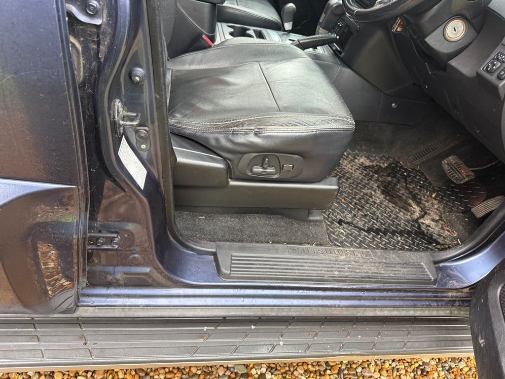 Used Mitsubishi Shogun 2007 for sale - 77408068: Photo 18