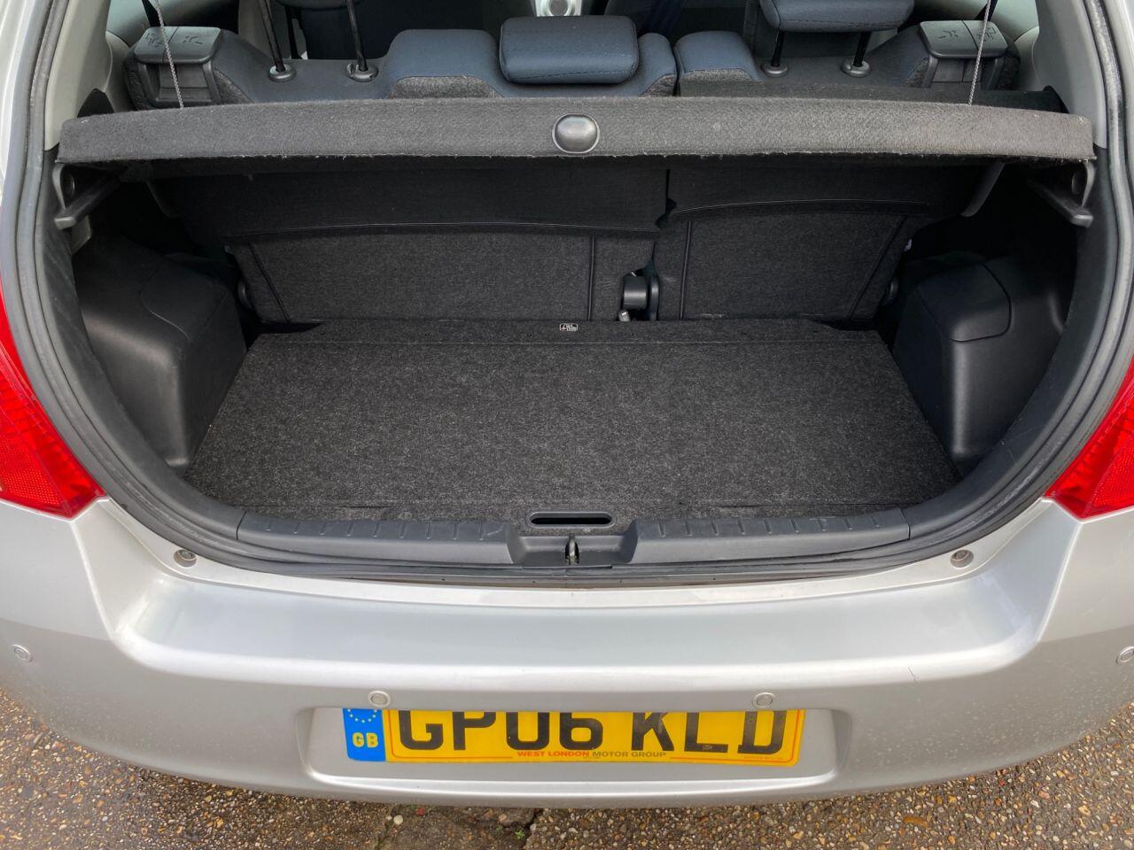 Used Toyota Yaris 2006 for sale - 78090359: Photo 28