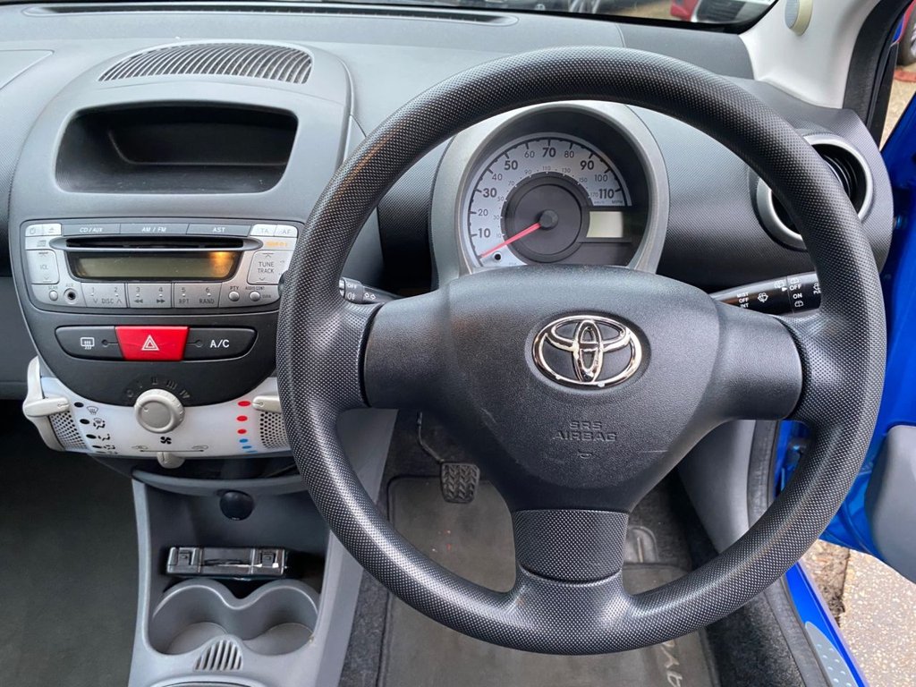 Used Toyota AYGO 2011 for sale - 77464368: Photo 3