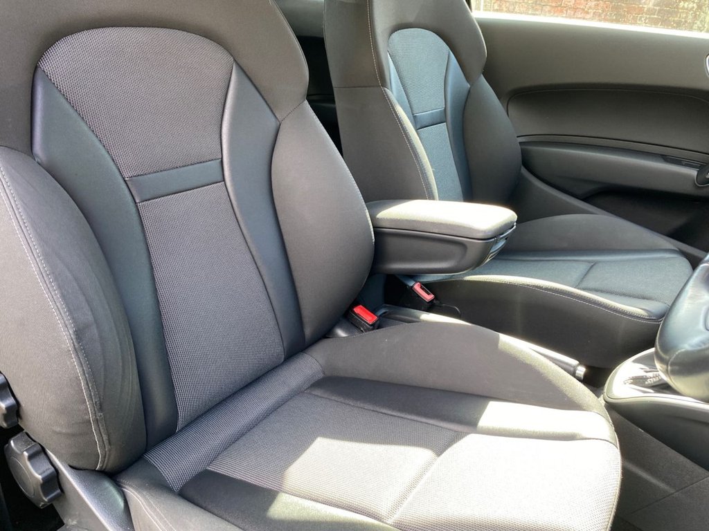 Used Audi A1 2014 for sale - 76735873: Photo 15