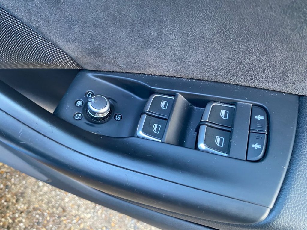 Used Audi Q3 2016 for sale - 76735872: Photo 25