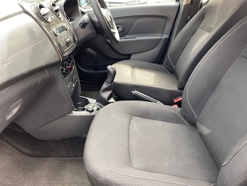 Used Dacia Sandero 2018 for sale - 78811487: Photo