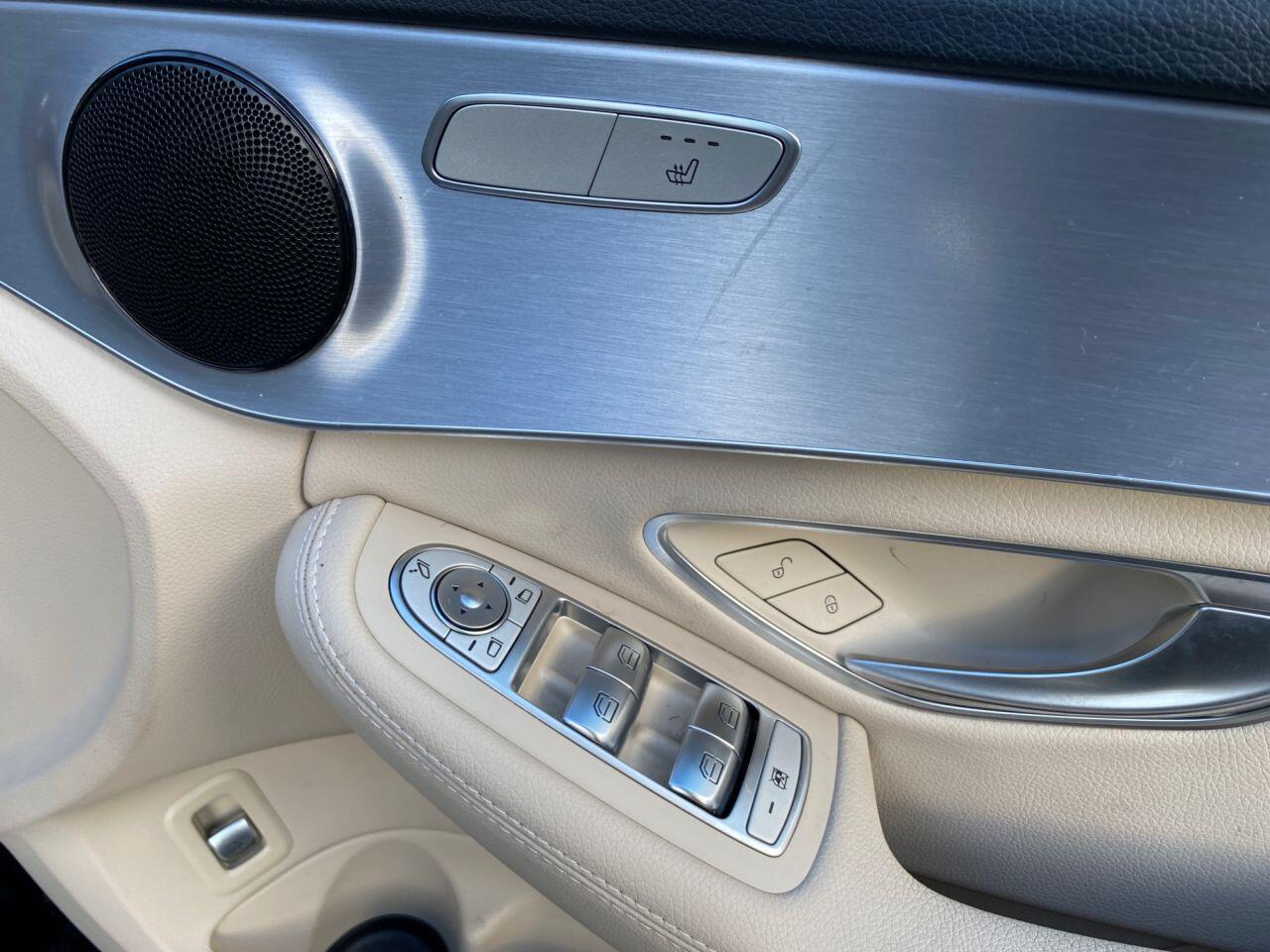 Used Mercedes-Benz C Class 2019 for sale - 78090365: Photo 27