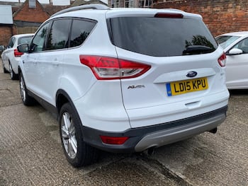 Used Ford Kuga 2015 for sale - 79674329: Photo