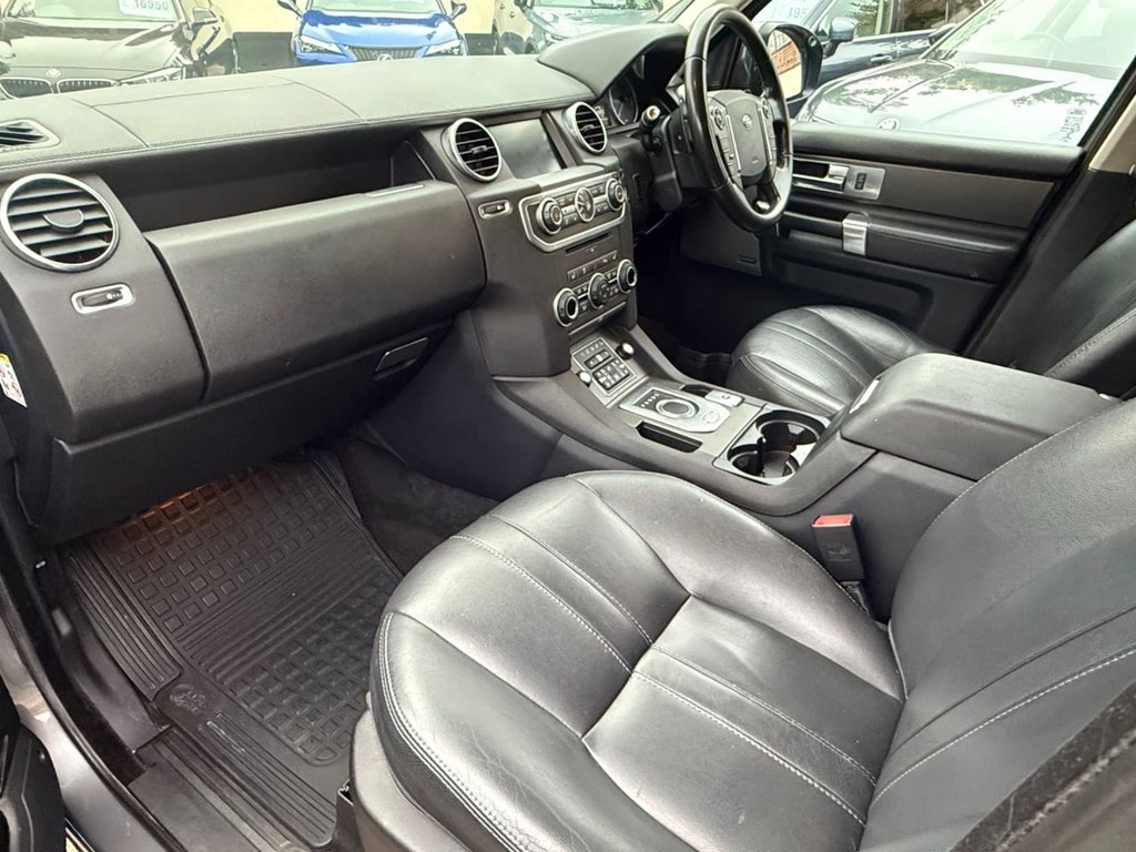 Used Land Rover Discovery 2015 for sale - 76735868: Photo 16