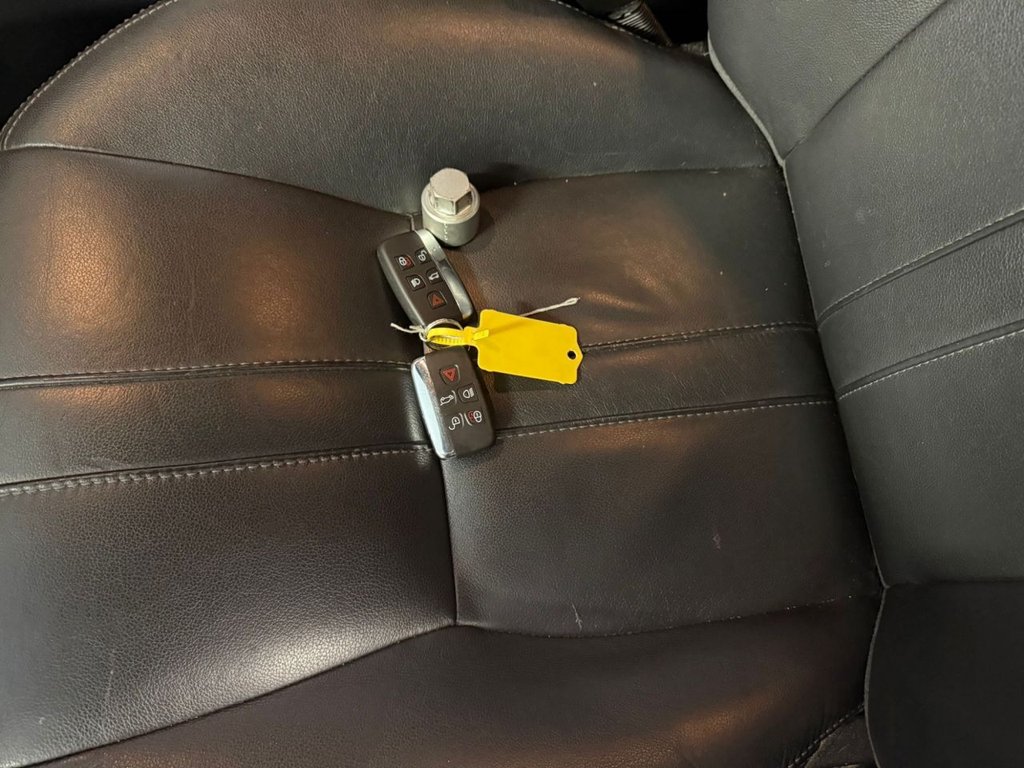 Used Land Rover Discovery 2015 for sale - 76735868: Photo 37