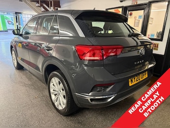 Used Volkswagen T-Roc 2020 for sale - 77302403: Photo