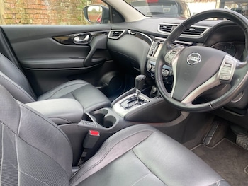 Used Nissan Qashqai 2016 for sale - 77200002: Photo