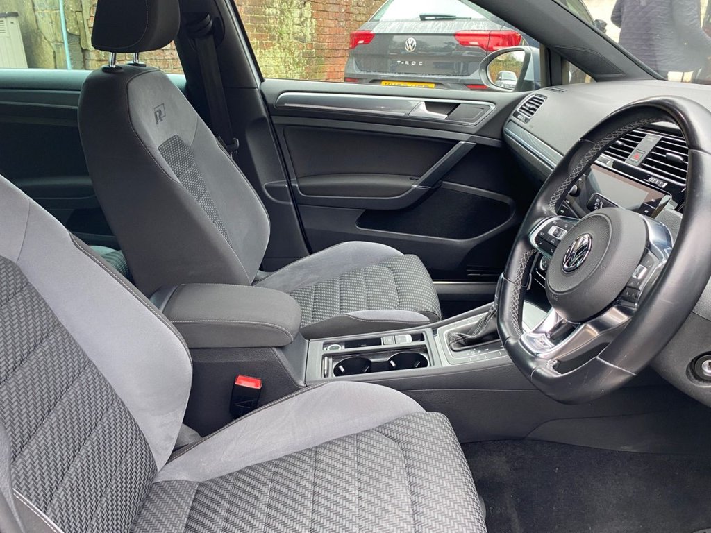Used Volkswagen Golf 2018 for sale - 77451852: Photo 15