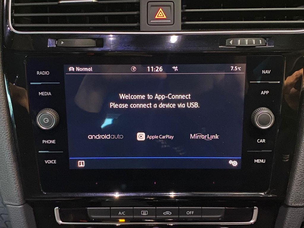 Used Volkswagen Golf 2018 for sale - 77451852: Photo 25