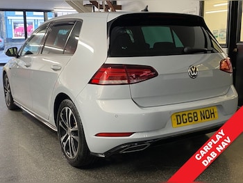 Used Volkswagen Golf 2018 for sale - 77451852: Photo