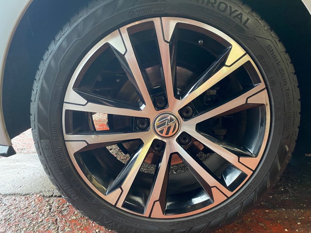 Used Volkswagen Golf 2018 for sale - 77451852: Photo 35