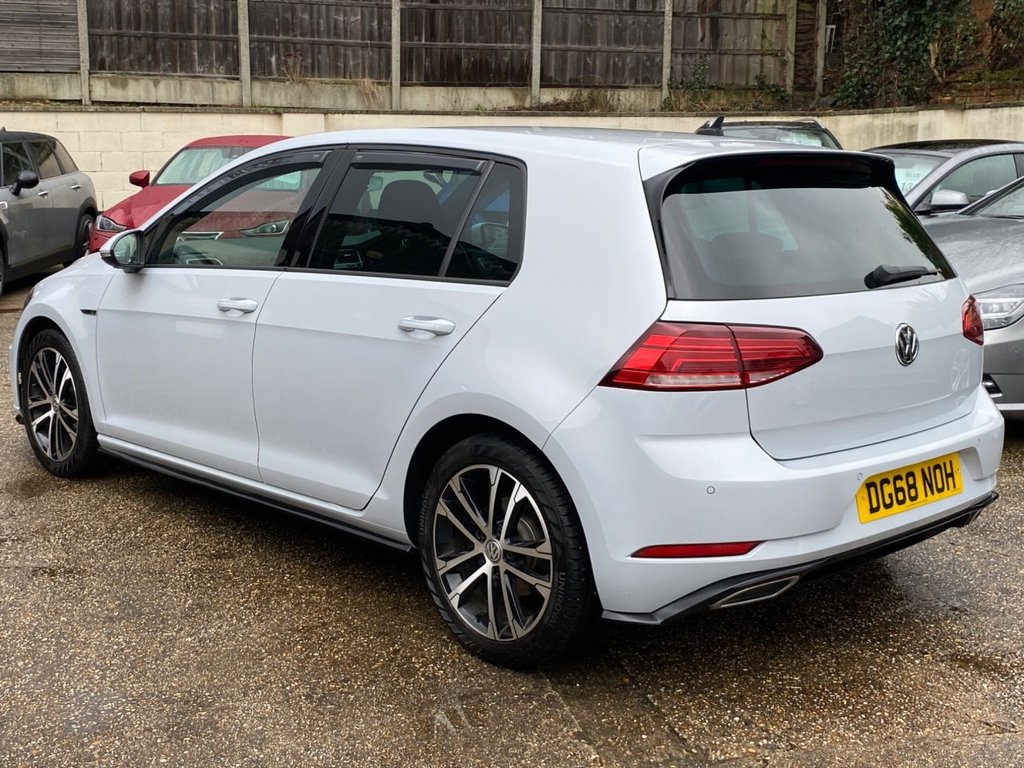 Used Volkswagen Golf 2018 for sale - 77451852: Photo 41