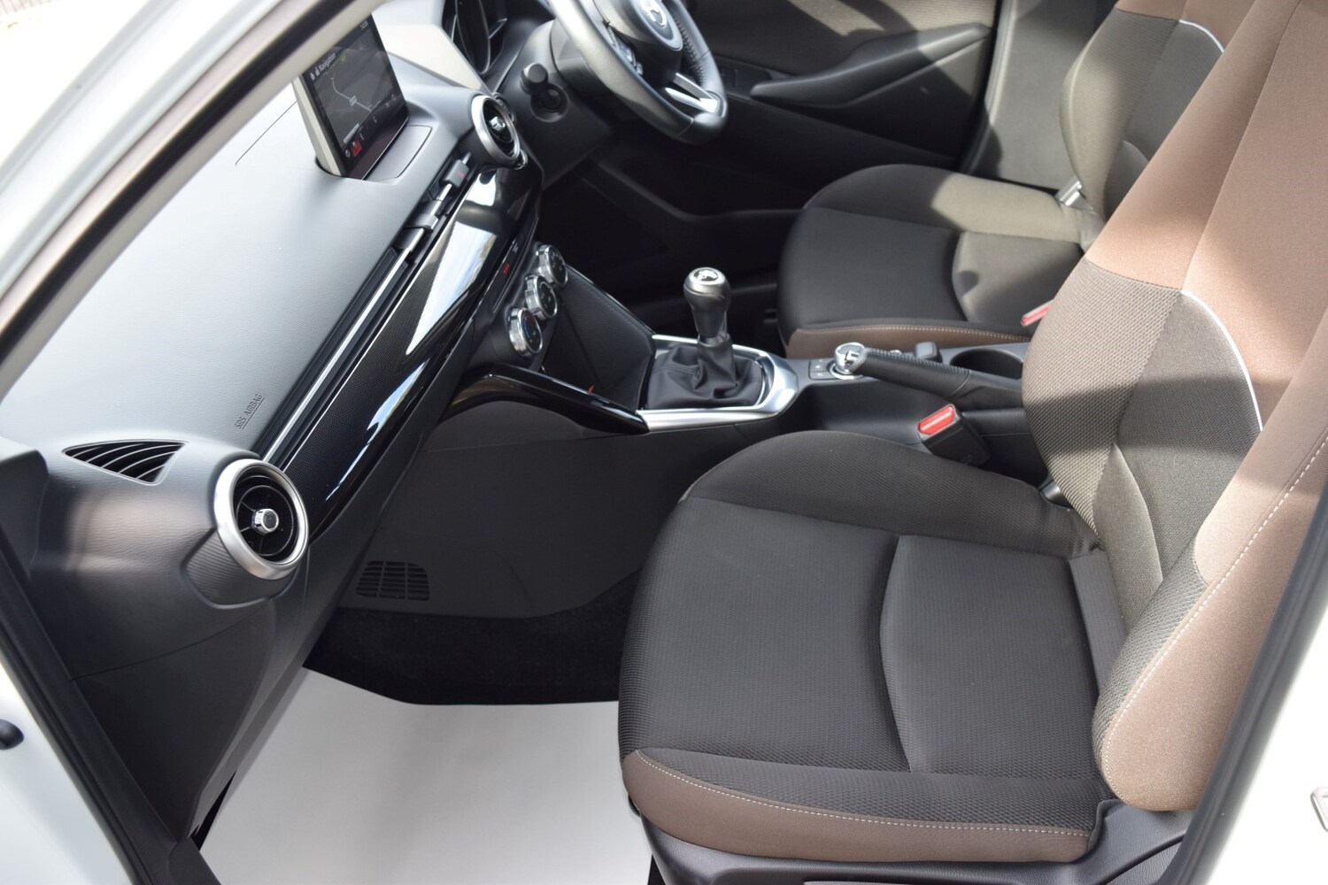 Used Mazda Mazda2 2022 for sale - 76243335: Photo 11