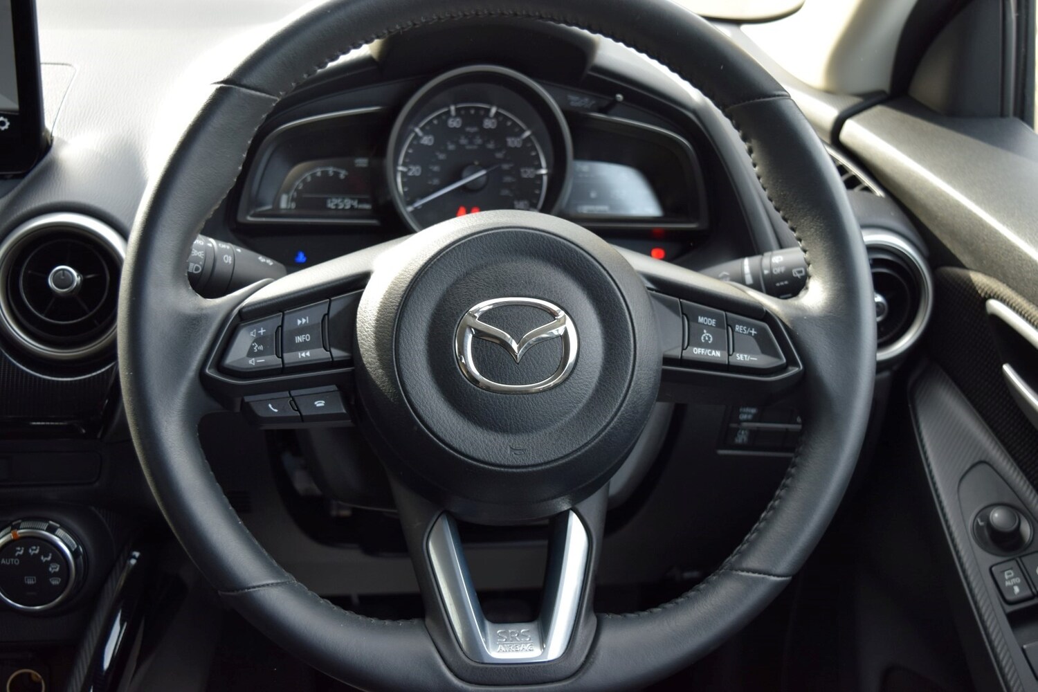 Used Mazda Mazda2 2022 for sale - 76243335: Photo 18