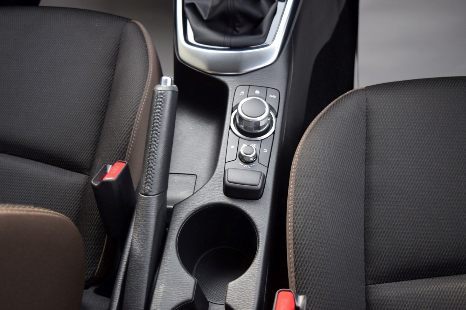 Used Mazda Mazda2 2022 for sale - 76243335: Photo 33