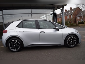 Used Volkswagen ID.3 2023 for sale - 77985105: Photo