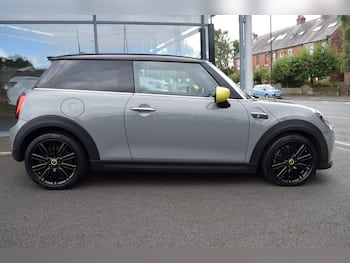 Used MINI Hatch 2022 for sale - 79827179: Photo