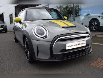 Used MINI Hatch 2022 for sale - 79827179: Photo