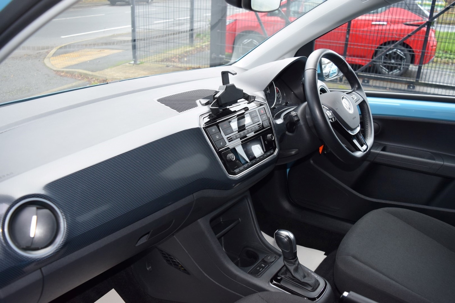 Used Volkswagen up! 2022 for sale - 76749067: Photo 35