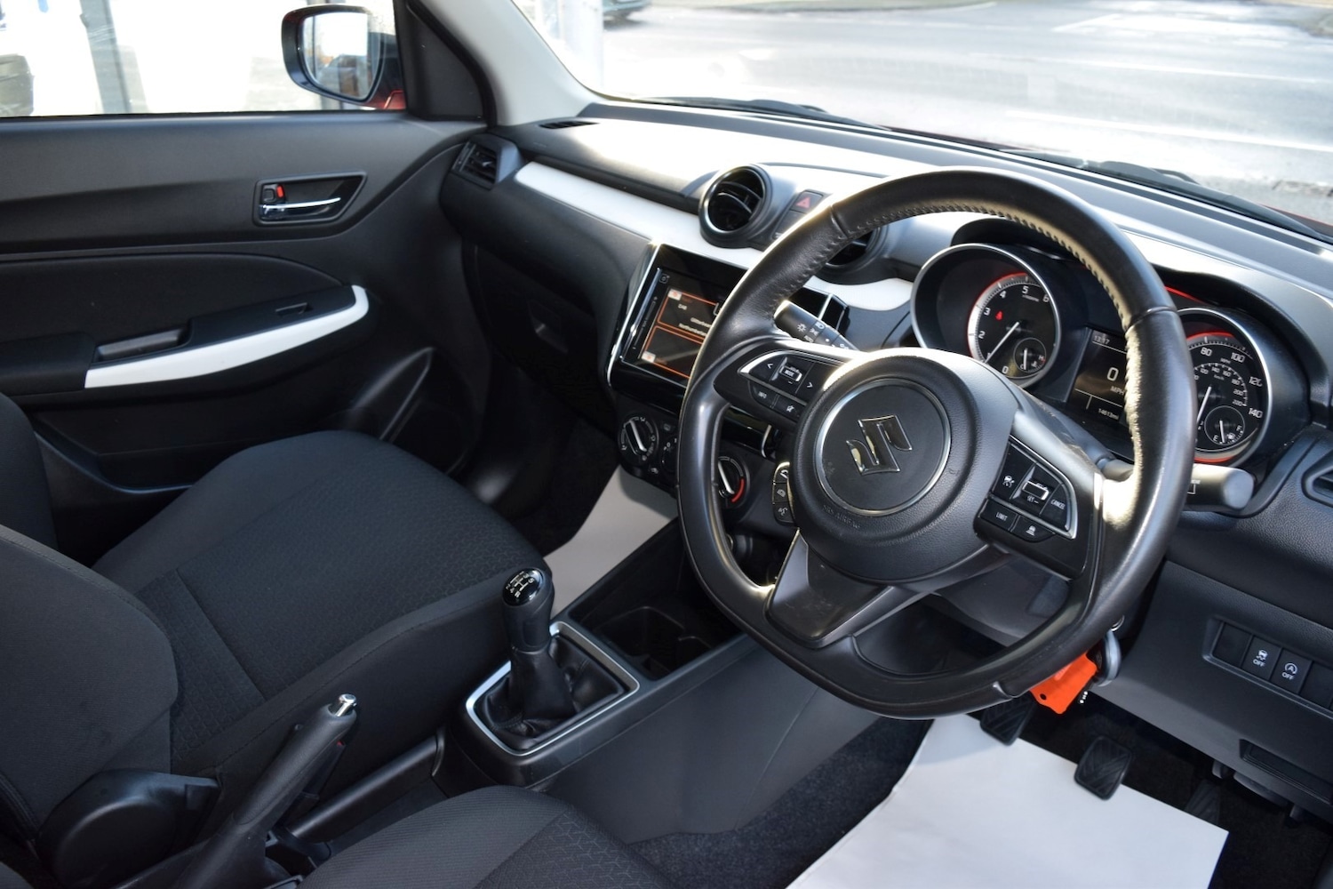 Used Suzuki Swift 2023 for sale - 76893215: Photo 14