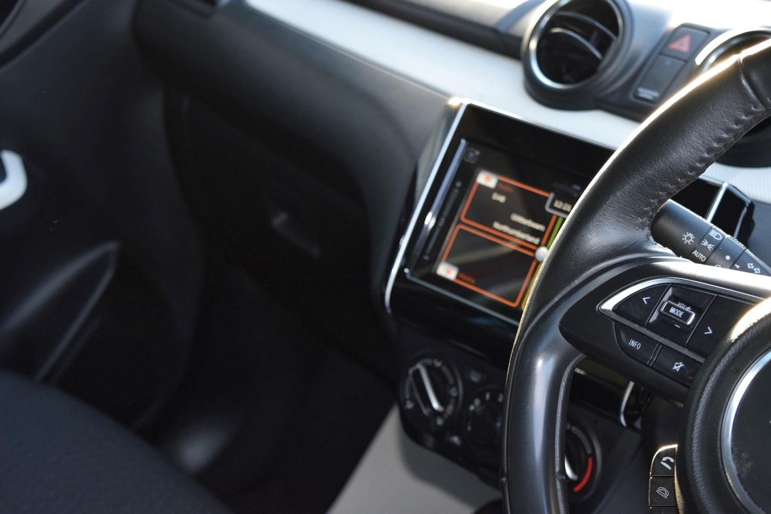 Used Suzuki Swift 2023 for sale - 76893215: Photo 16