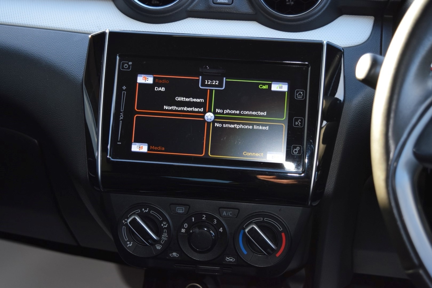 Used Suzuki Swift 2023 for sale - 76893215: Photo 29