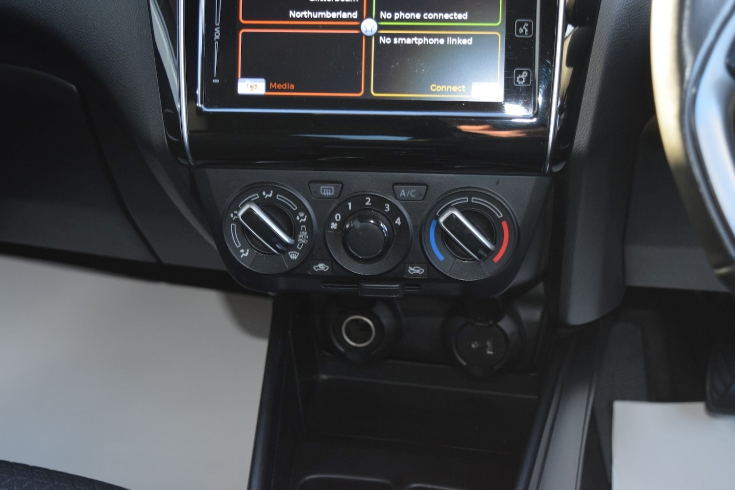 Used Suzuki Swift 2023 for sale - 76893215: Photo 30