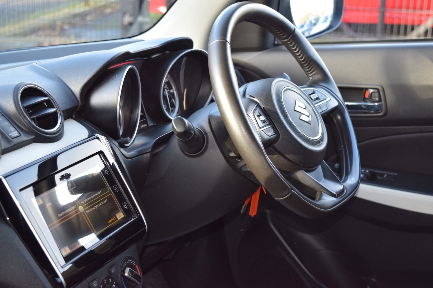 Used Suzuki Swift 2023 for sale - 76893215: Photo 37