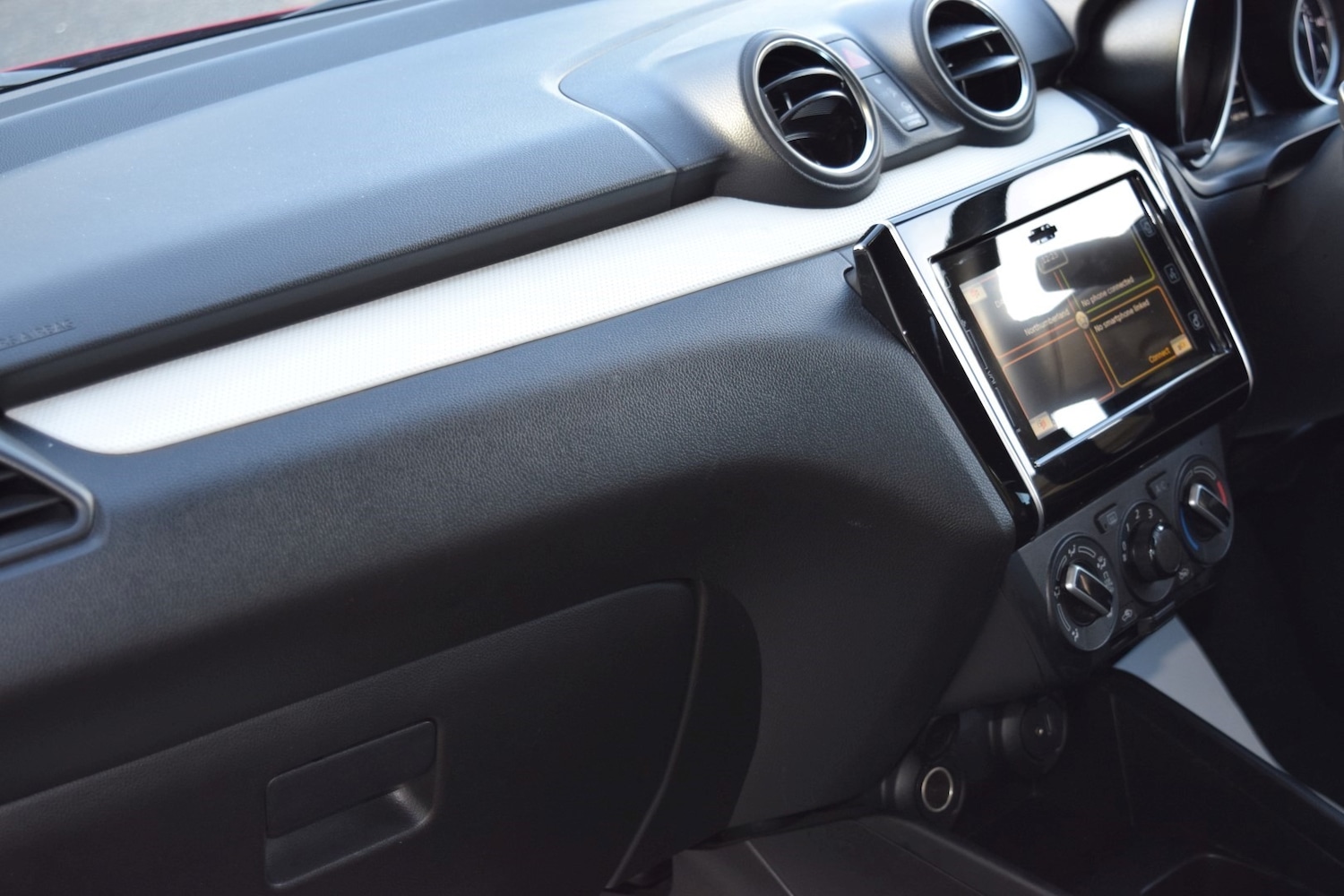 Used Suzuki Swift 2023 for sale - 76893215: Photo 39