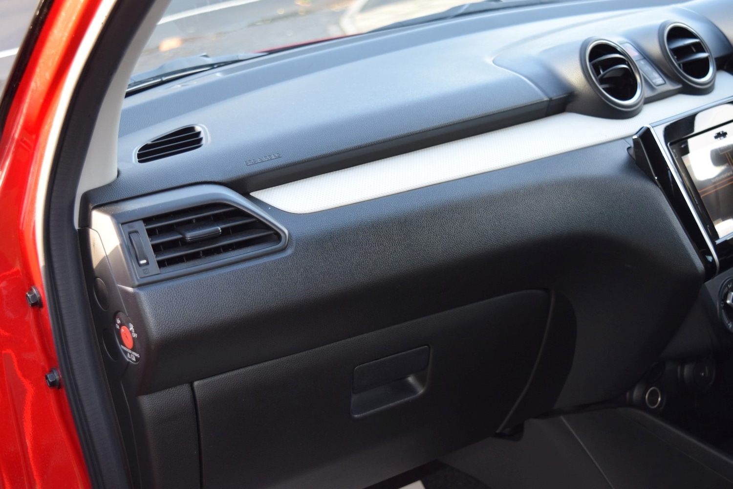 Used Suzuki Swift 2023 for sale - 76893215: Photo 40