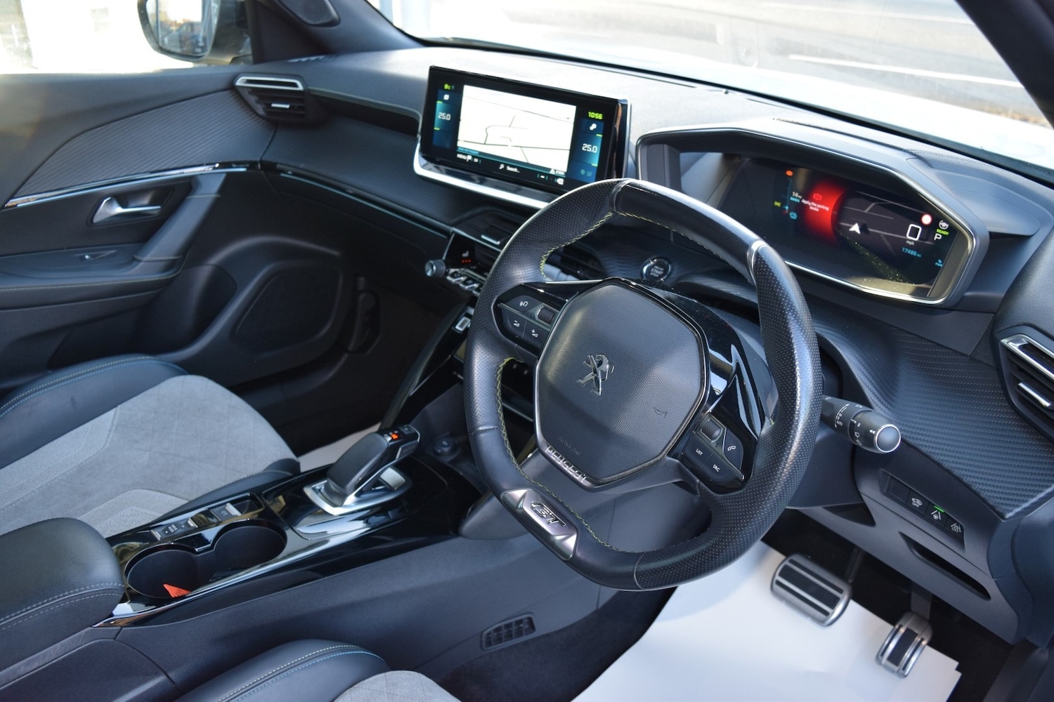 Used Peugeot 2008 2021 for sale - 76792642: Photo 14