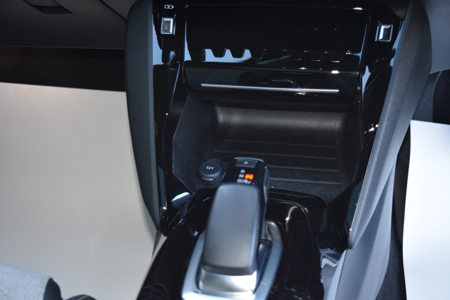 Used Peugeot 2008 2021 for sale - 76792642: Photo 30