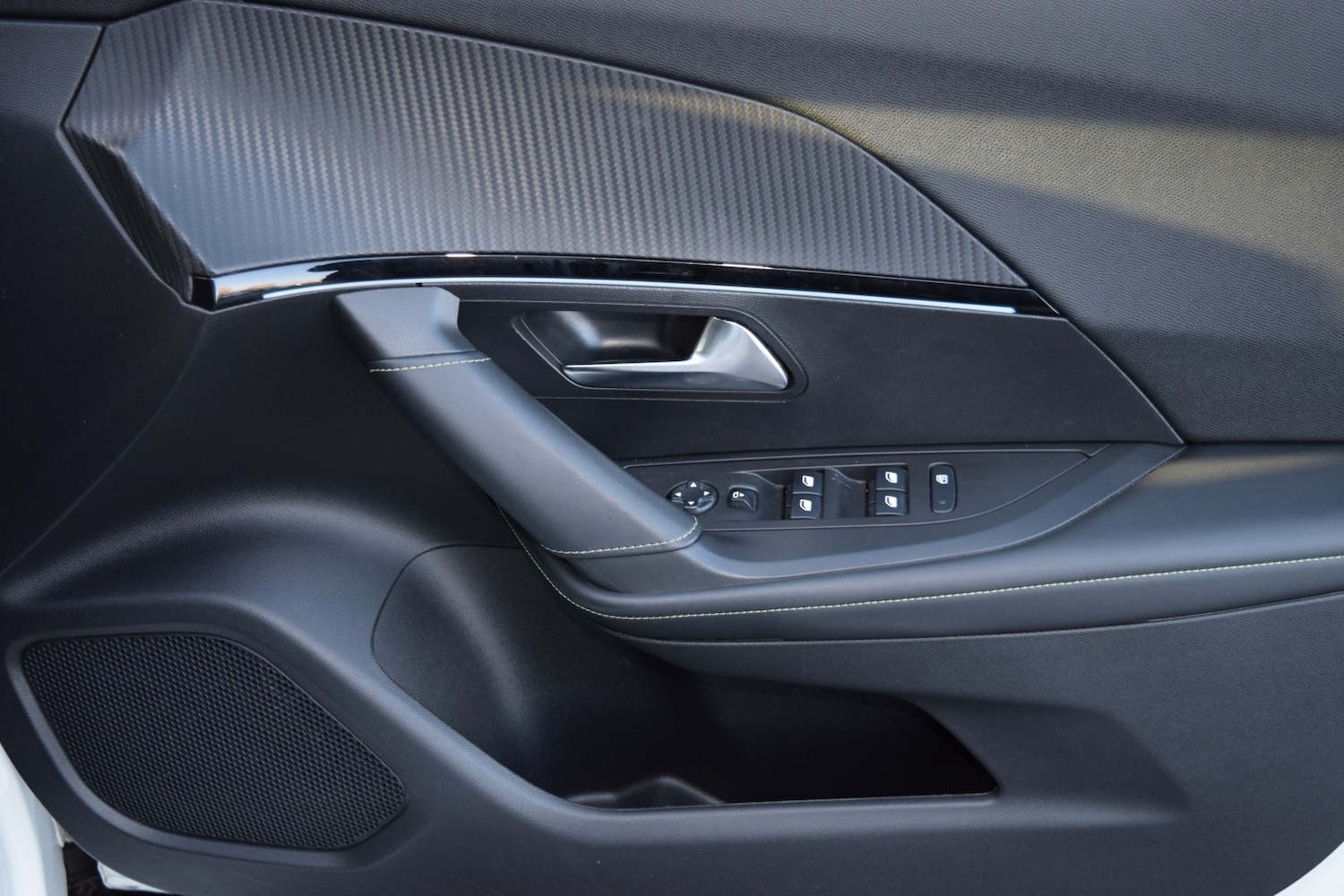 Used Peugeot 2008 2021 for sale - 76792642: Photo 40