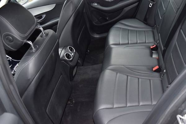 Used Mercedes-Benz C Class 2018 for sale - 76265733: Photo 12