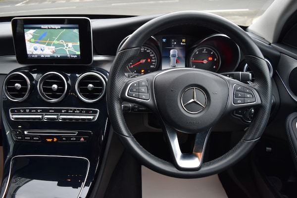 Used Mercedes-Benz C Class 2018 for sale - 76265733: Photo 13