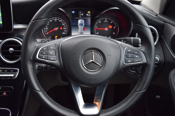 Used Mercedes-Benz C Class 2018 for sale - 76265733: Photo 18