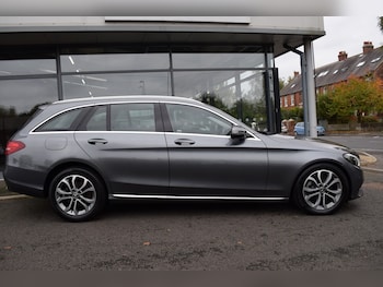 Used Mercedes-Benz C Class 2018 for sale - 76265733: Photo 2