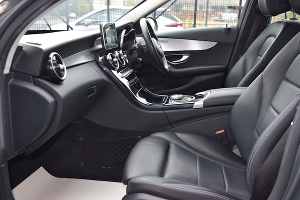 Used Mercedes-Benz C Class 2018 for sale - 76265733: Photo 34